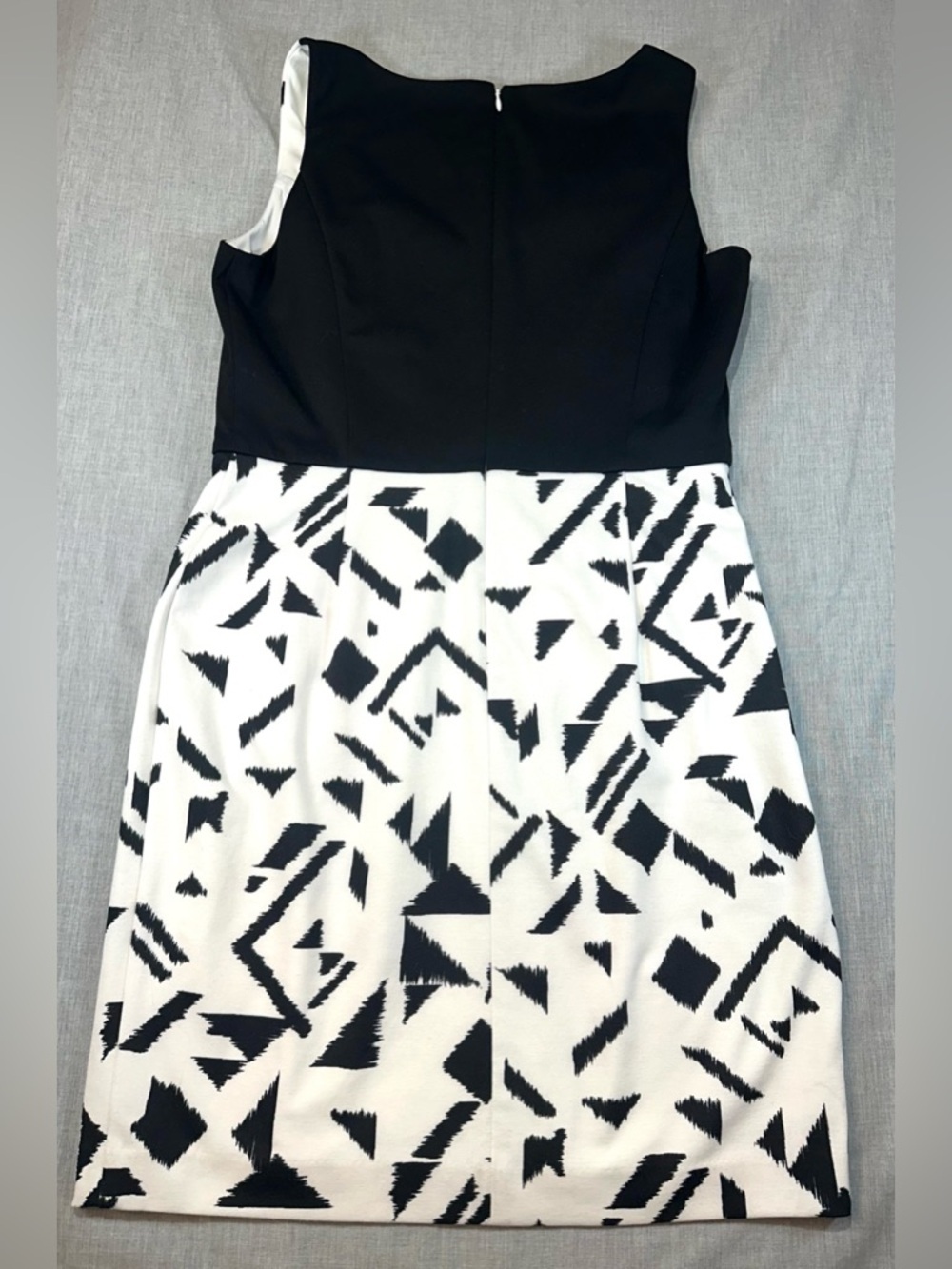 Vince Camuto Black and White Abstract Print Midi Dress Sz 14 - Picture 2 of 6